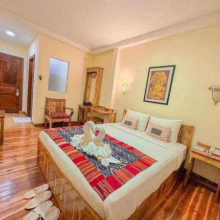 Luang Phasouk Hotel Luang Prabang Esterno foto