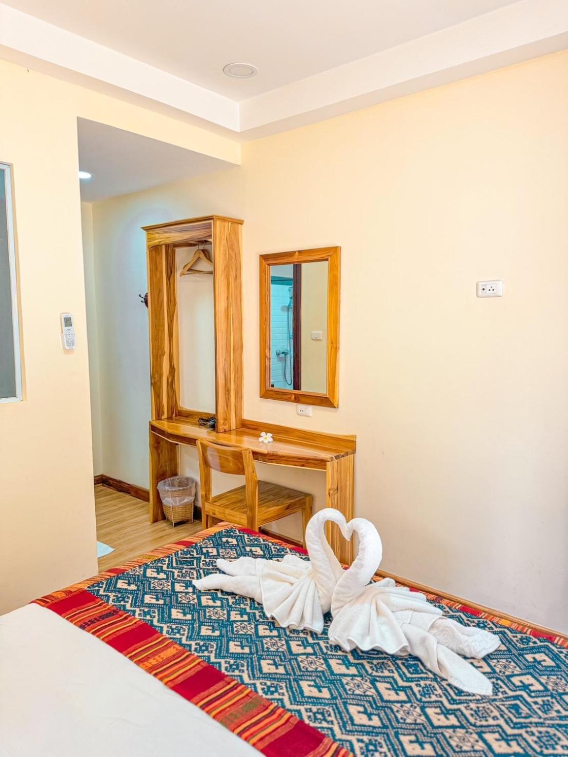 Luang Phasouk Hotel Luang Prabang Esterno foto